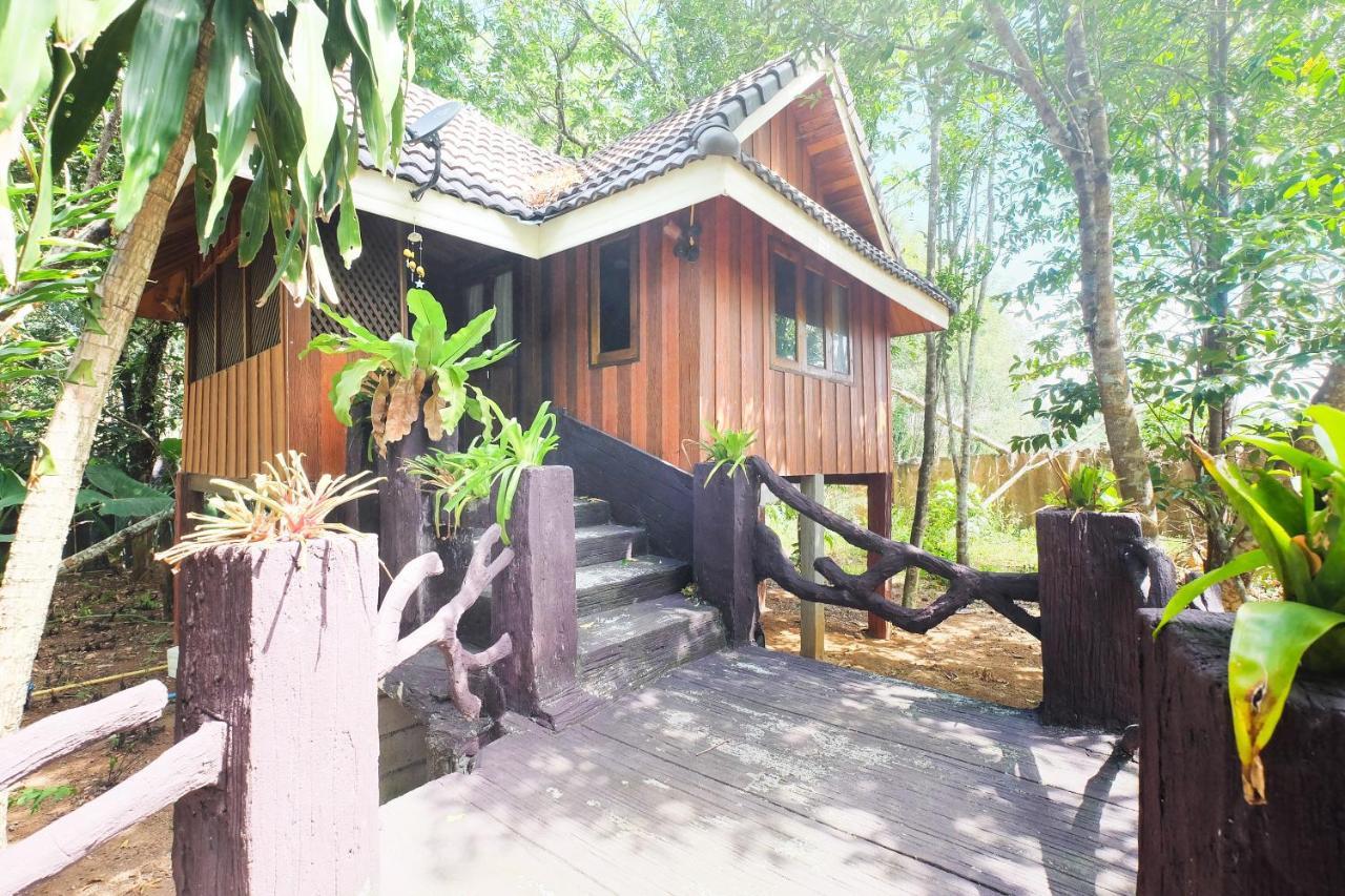 Oyo 604 Ruen Mai Horm Resort Trang Extérieur photo