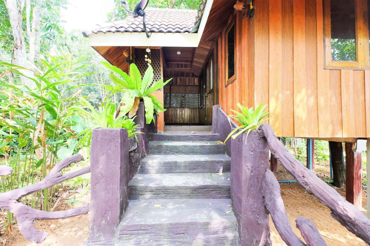 Oyo 604 Ruen Mai Horm Resort Trang Extérieur photo